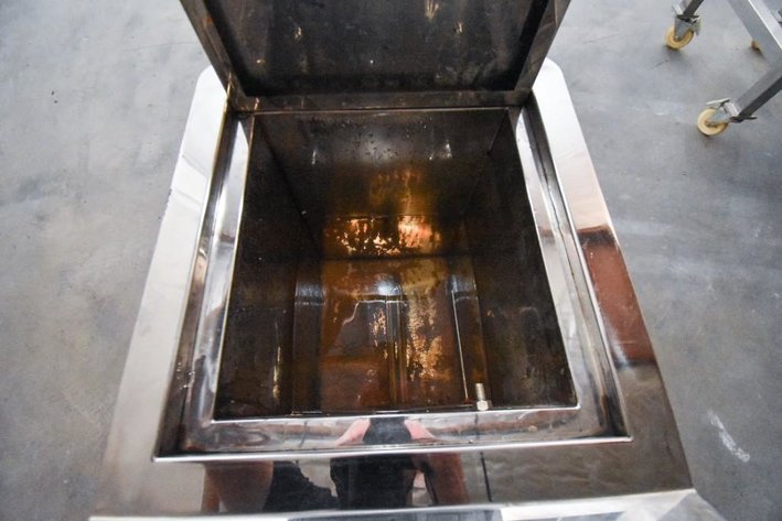 Image for ***SOLD*** MJK0854 RSQ-40 Liter Water Heater