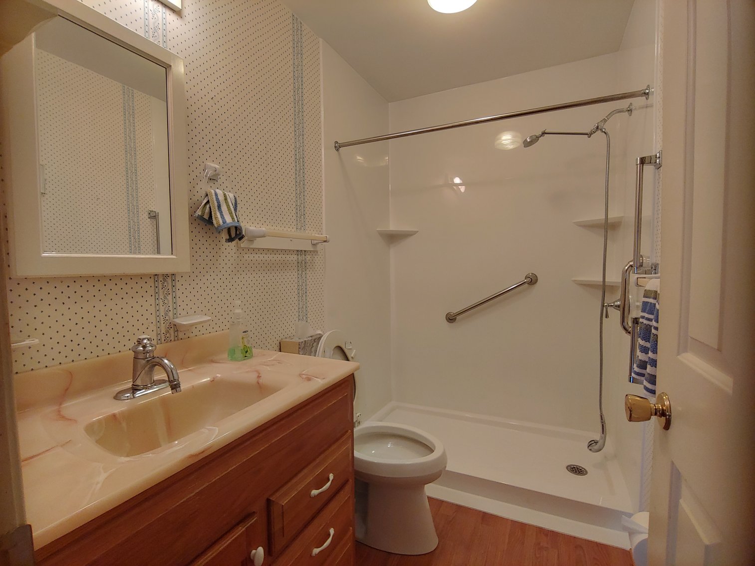 Image for 3 BR, 2.5 BA BRICK FRONT RANCHER W/ ATT. 2 CAR GARAGE 0.94 AC END OF COURT LOCATION IN PRIESTFORD ESTATES COLLECTIBLES, CHINA, FURNITURE, COSTUME JEWELRY & HOUSEHOLD ITEMS