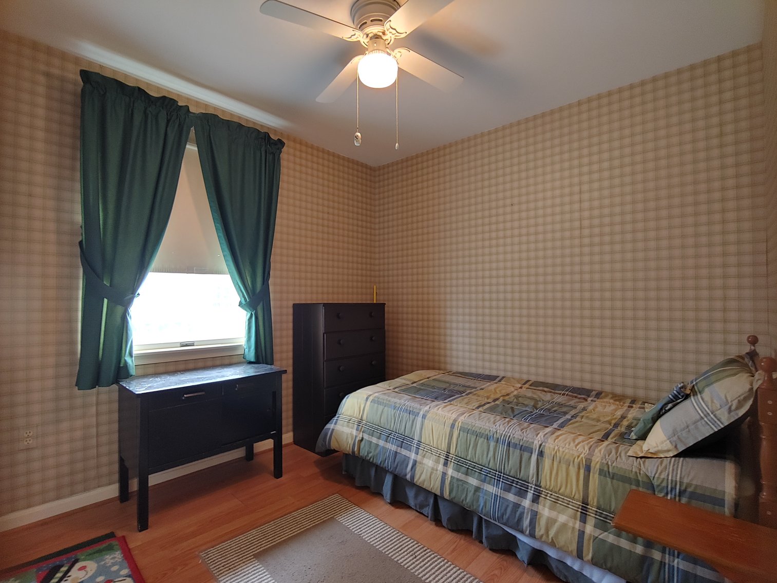 Image for 3 BR, 2.5 BA BRICK FRONT RANCHER W/ ATT. 2 CAR GARAGE 0.94 AC END OF COURT LOCATION IN PRIESTFORD ESTATES COLLECTIBLES, CHINA, FURNITURE, COSTUME JEWELRY & HOUSEHOLD ITEMS