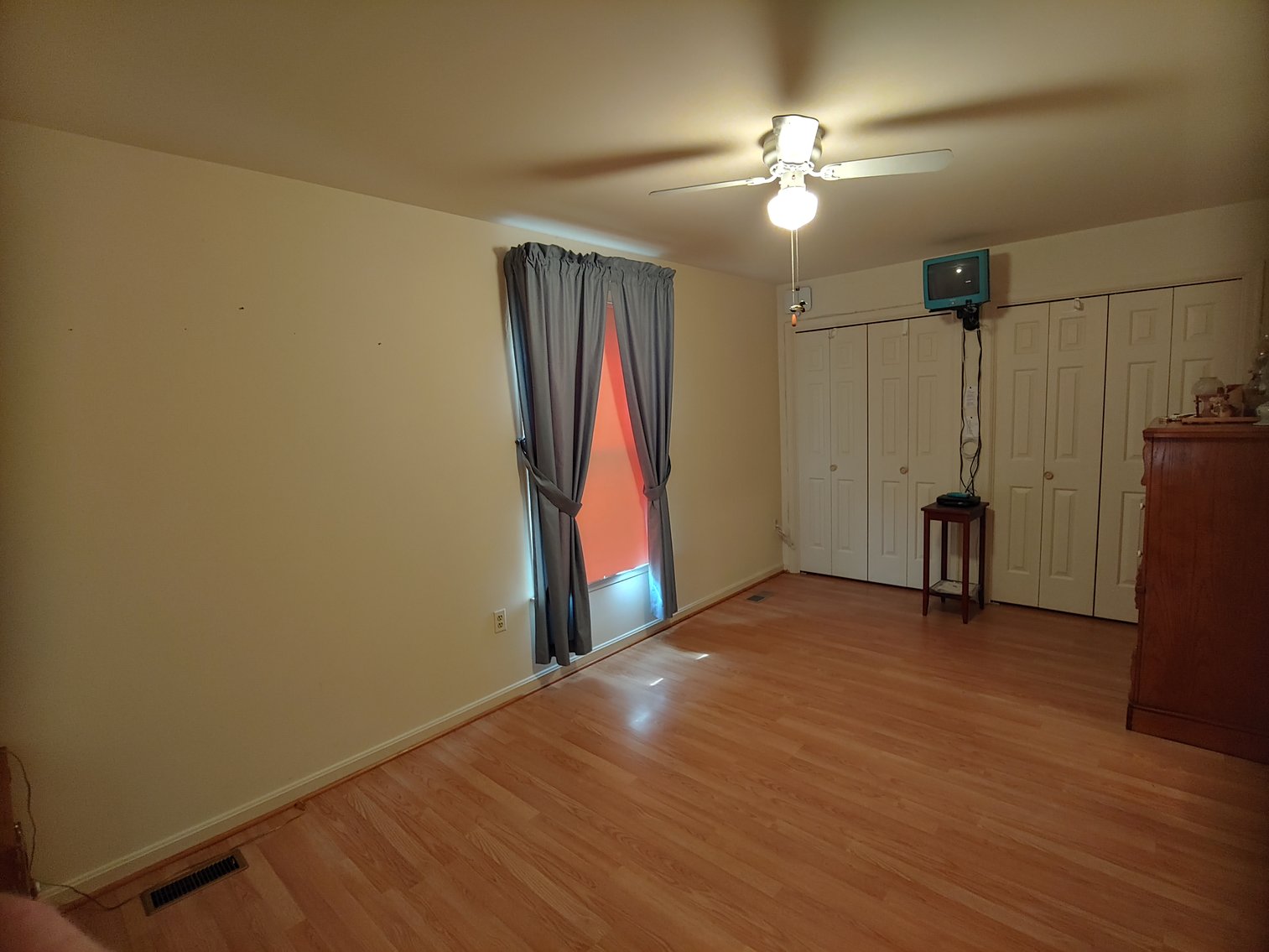 Image for 3 BR, 2.5 BA BRICK FRONT RANCHER W/ ATT. 2 CAR GARAGE 0.94 AC END OF COURT LOCATION IN PRIESTFORD ESTATES COLLECTIBLES, CHINA, FURNITURE, COSTUME JEWELRY & HOUSEHOLD ITEMS