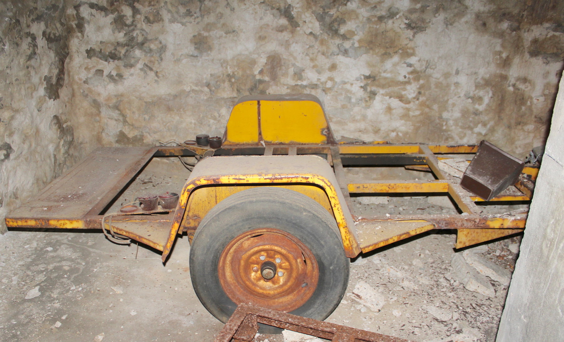 Image for POSTPONED HUGE ROOFING & IRON CO. 2-RING LIQUIDATION AUCTION