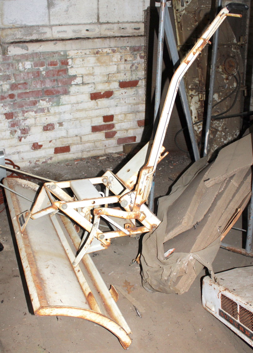 Image for POSTPONED HUGE ROOFING & IRON CO. 2-RING LIQUIDATION AUCTION