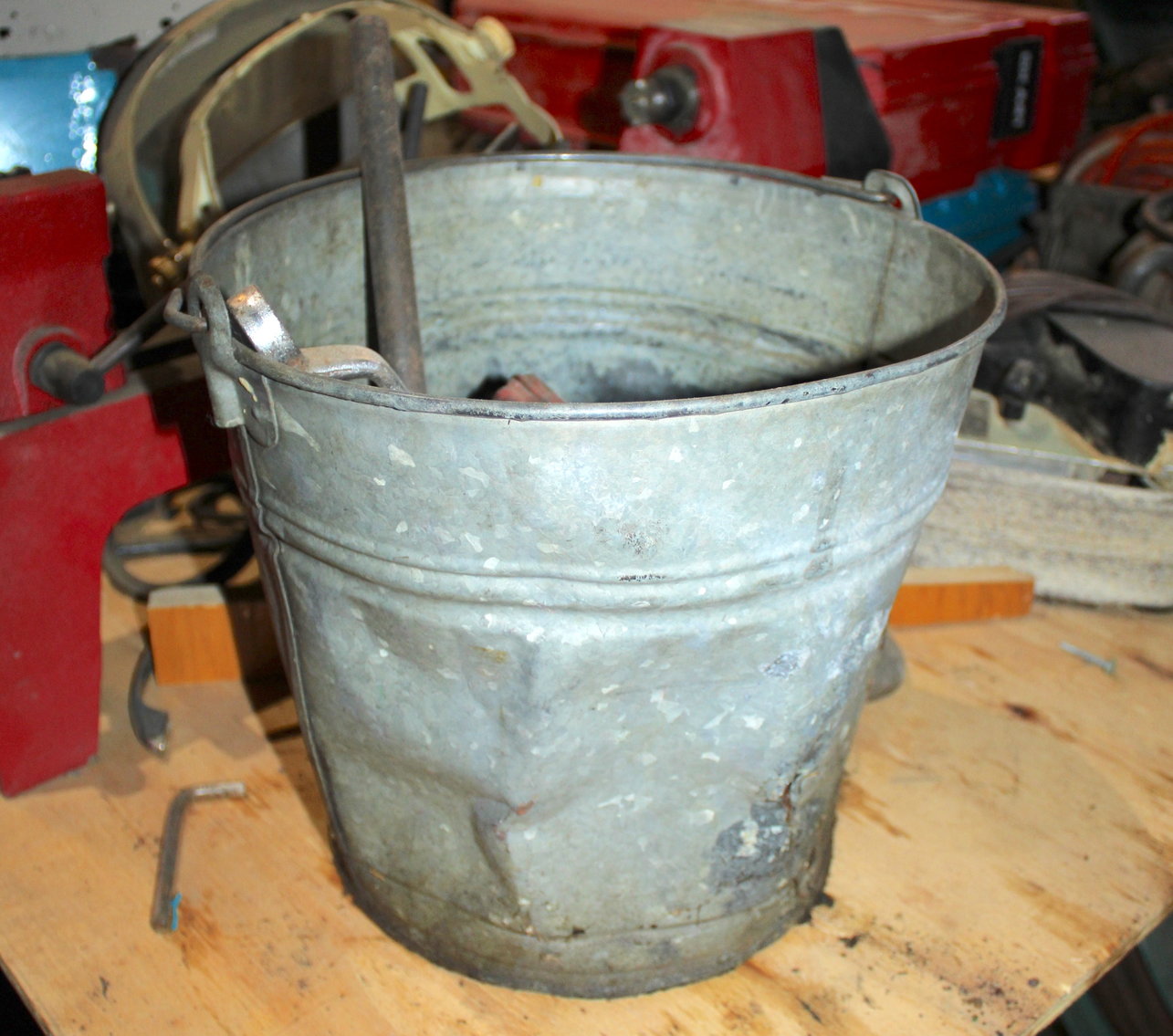 Image for POSTPONED HUGE ROOFING & IRON CO. 2-RING LIQUIDATION AUCTION