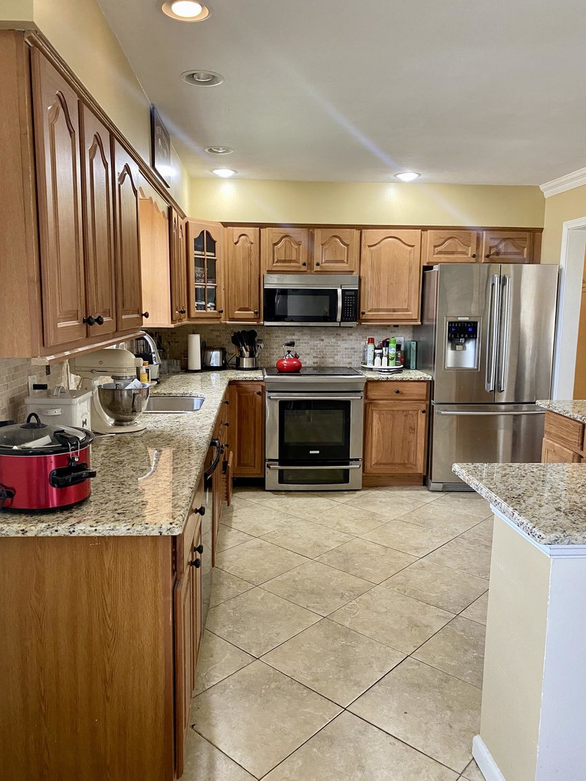 Image for SOLD $192,500 - Beautiful 4 Bedroom in Desirable Area