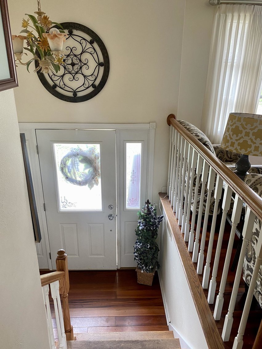 Image for SOLD $192,500 - Beautiful 4 Bedroom in Desirable Area