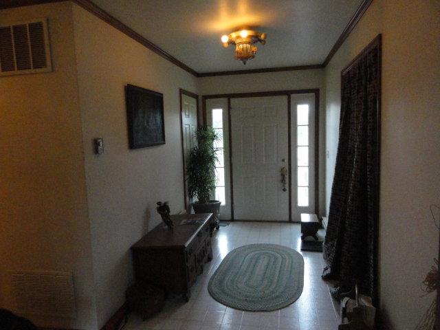 Image for Apr 9, 2022 Real Estate & Farm Equipment Auction