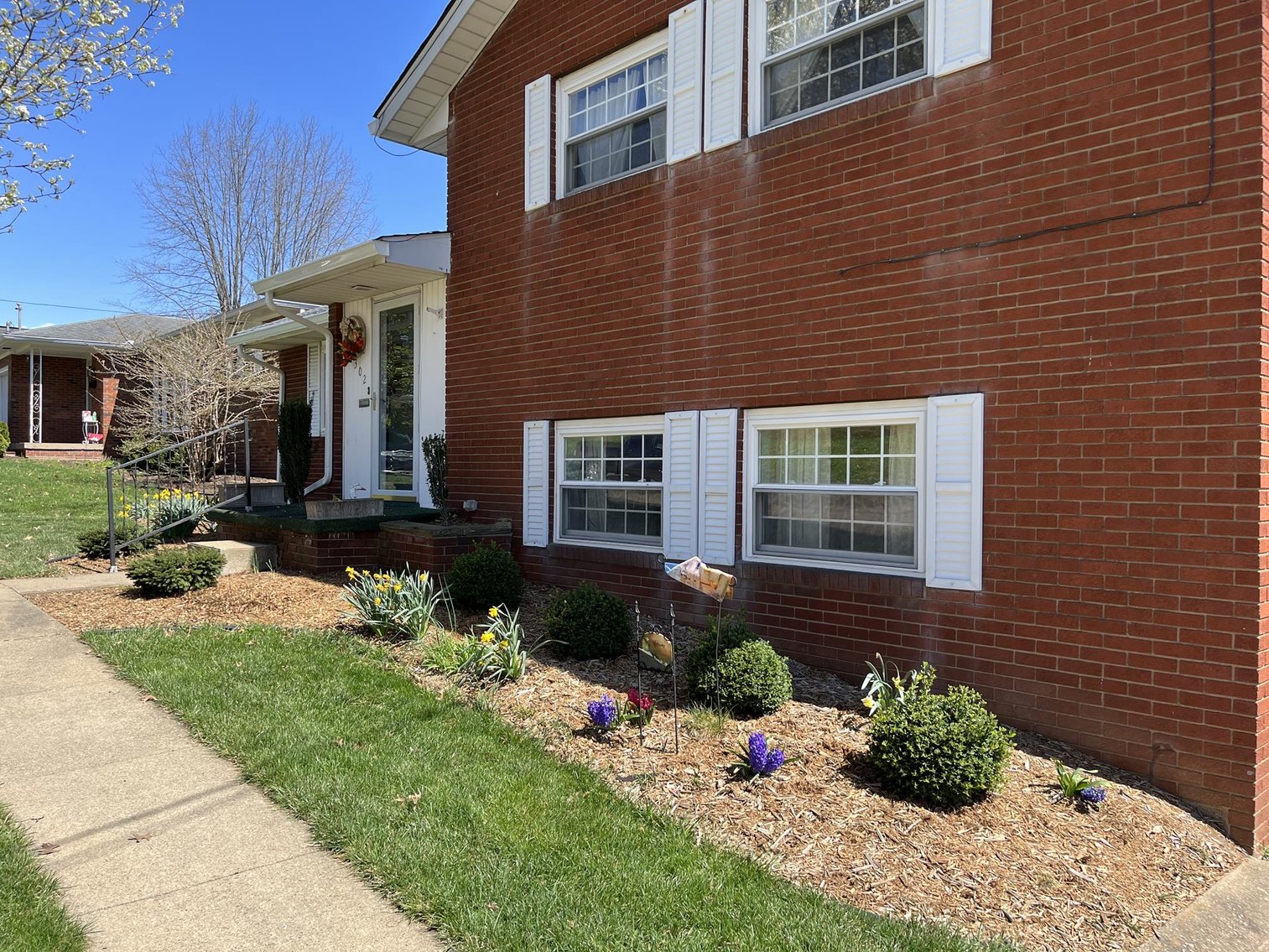 Image for SOLD $159,500 - 4-Bedroom Tri-Level in Parkersburg