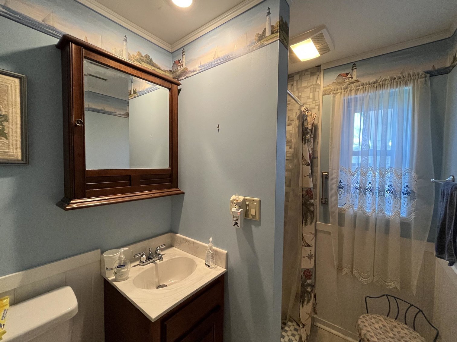 Image for SOLD $159,500 - 4-Bedroom Tri-Level in Parkersburg