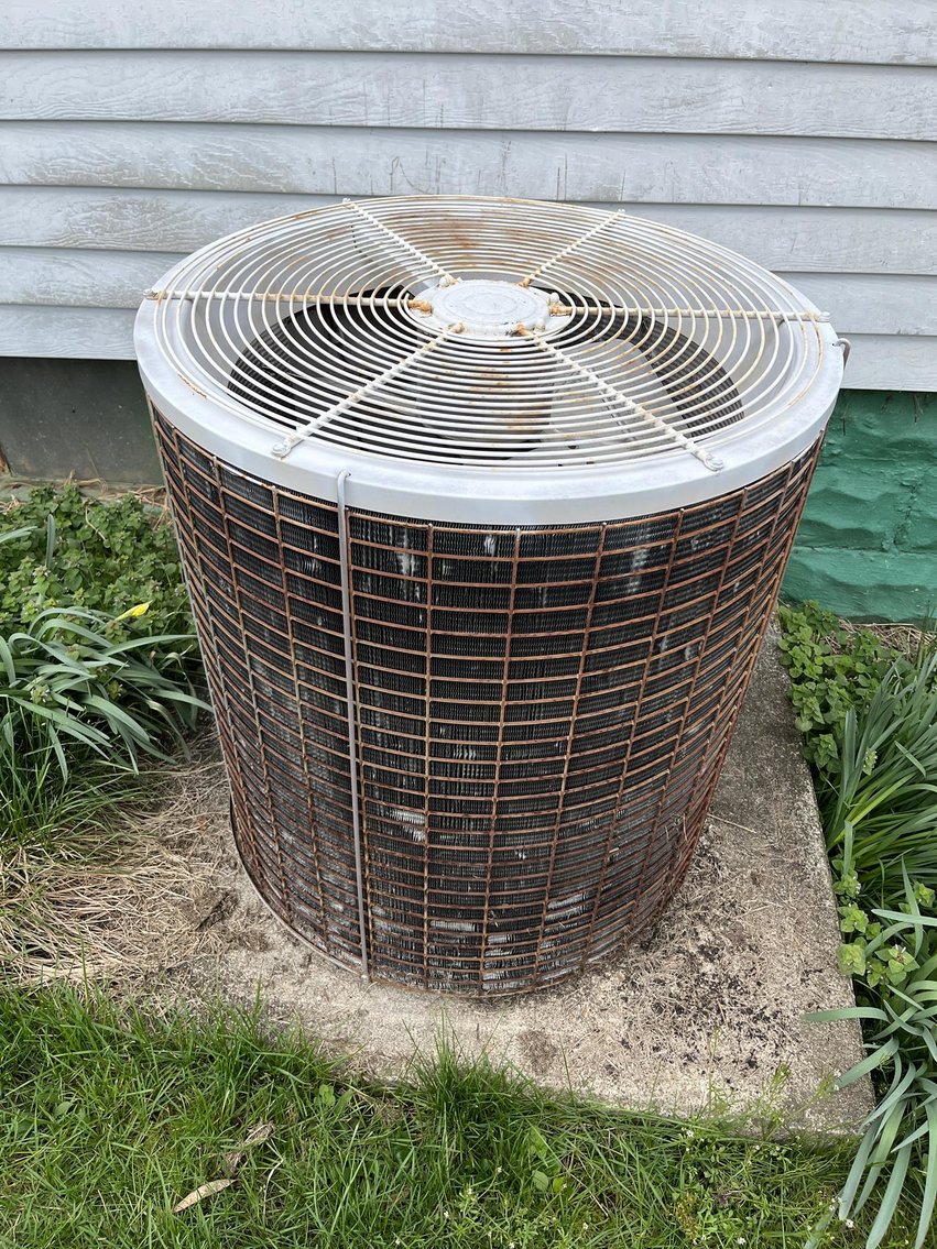 Image for SOLD $50,600 - 3 Bedroom in Clarksburg Selling to the Highest Bidder