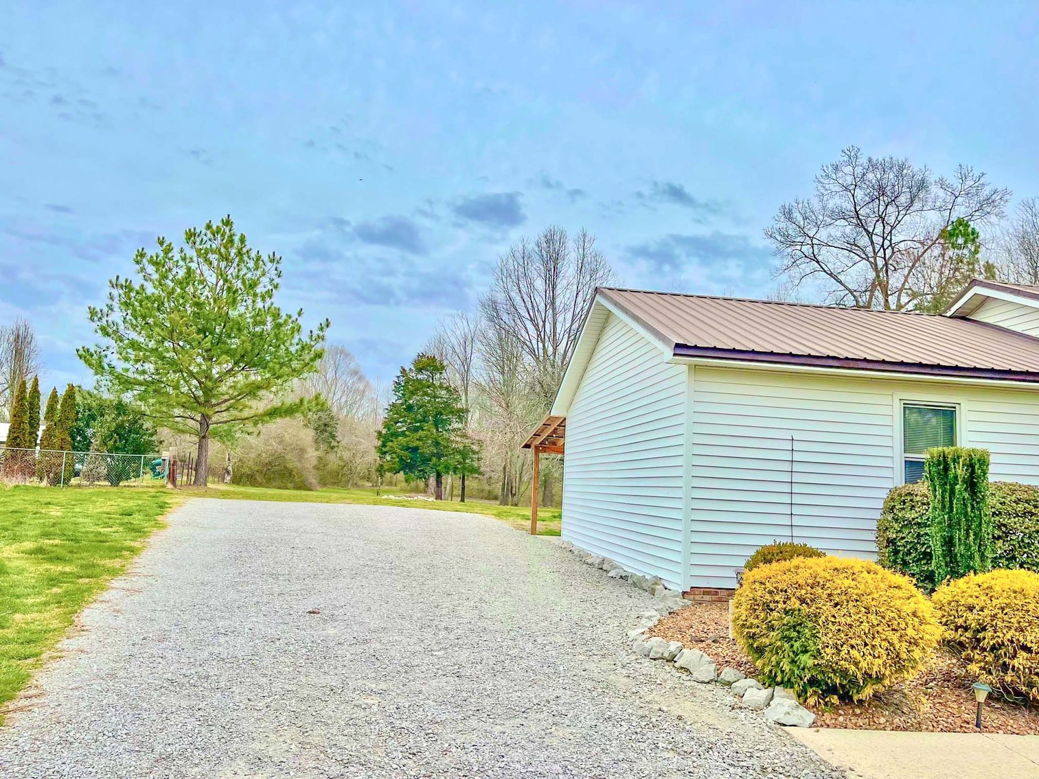 860 Coker Road, Tullahoma