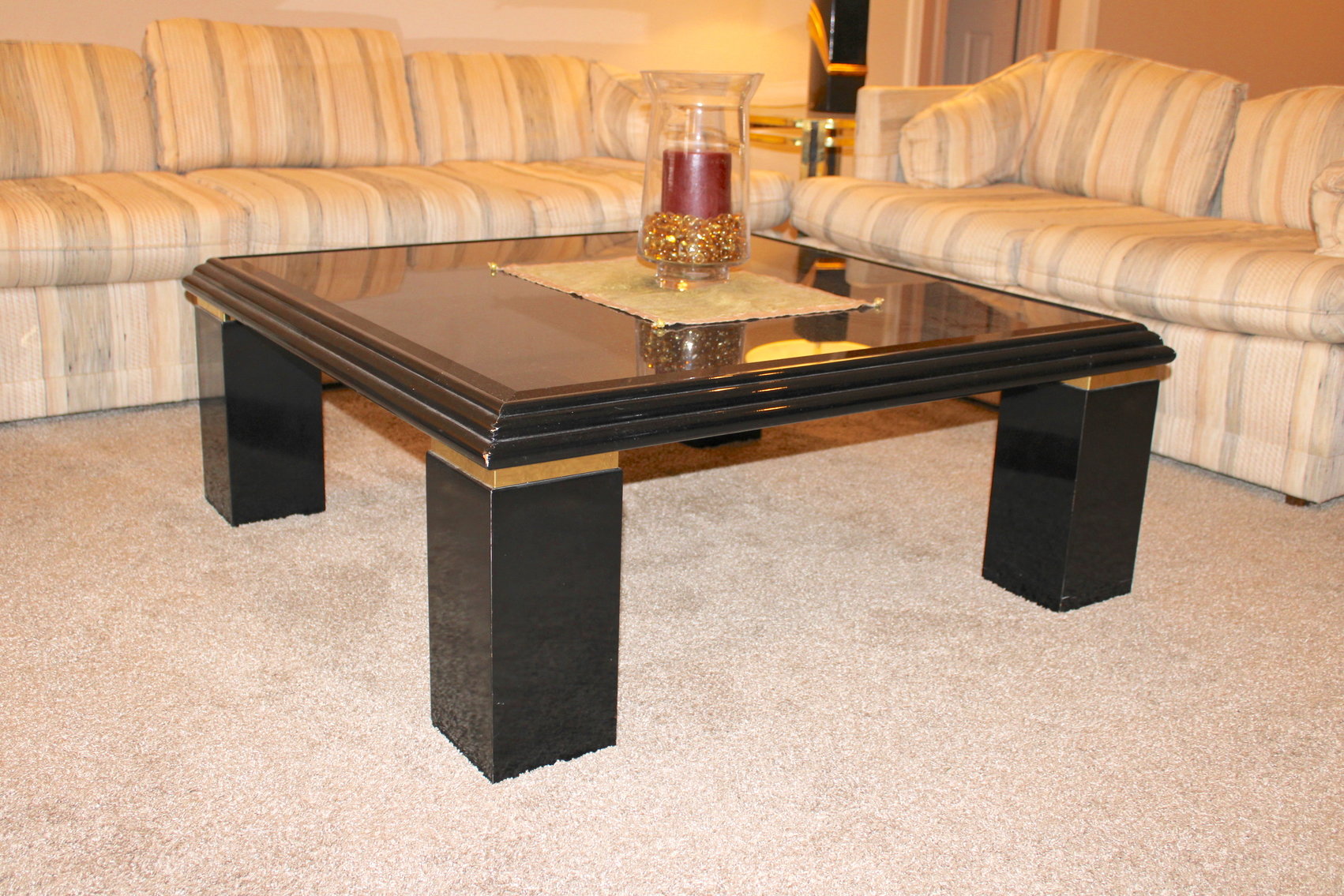 Image for WORLD TRAVELER'S ESTATE AUCTION