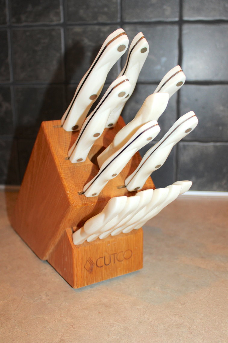 Image for WORLD TRAVELER'S ESTATE AUCTION