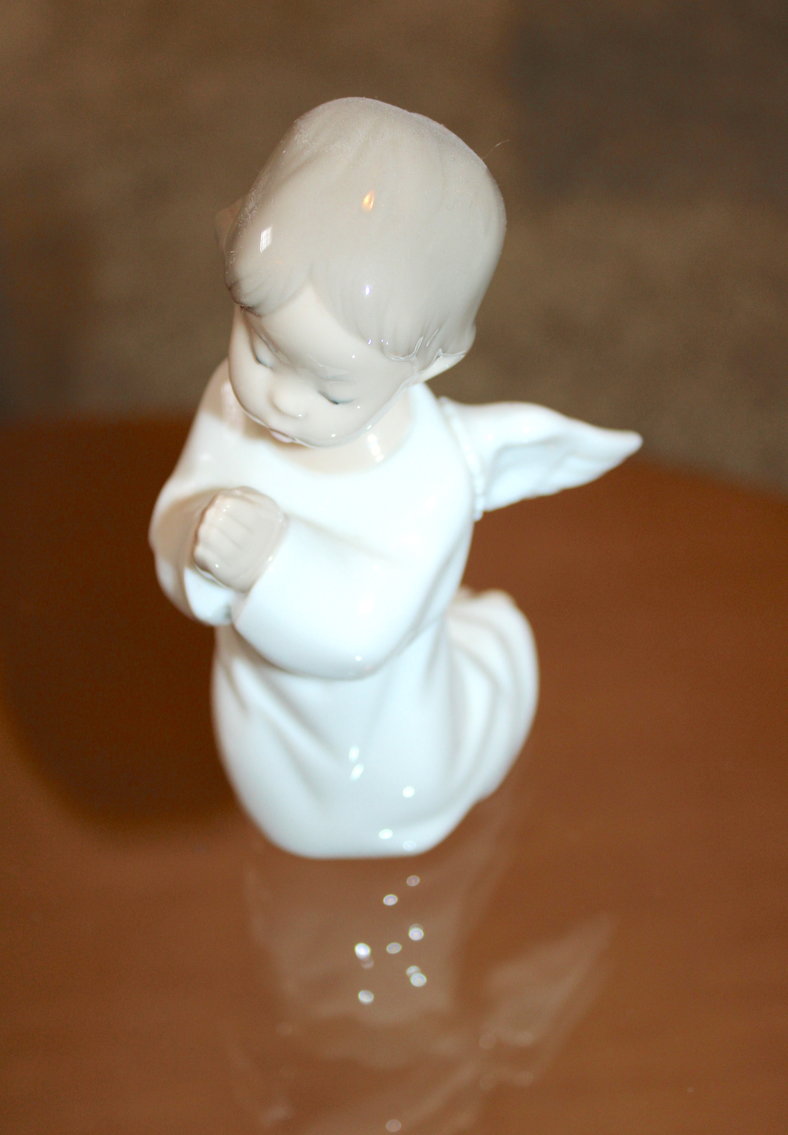 Image for WORLD TRAVELER'S ESTATE AUCTION