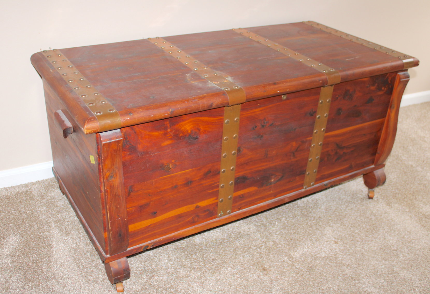 Image for WORLD TRAVELER'S ESTATE AUCTION