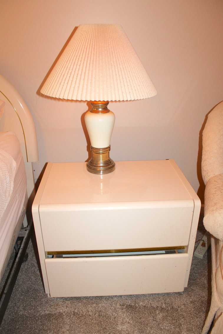 Image for WORLD TRAVELER'S ESTATE AUCTION