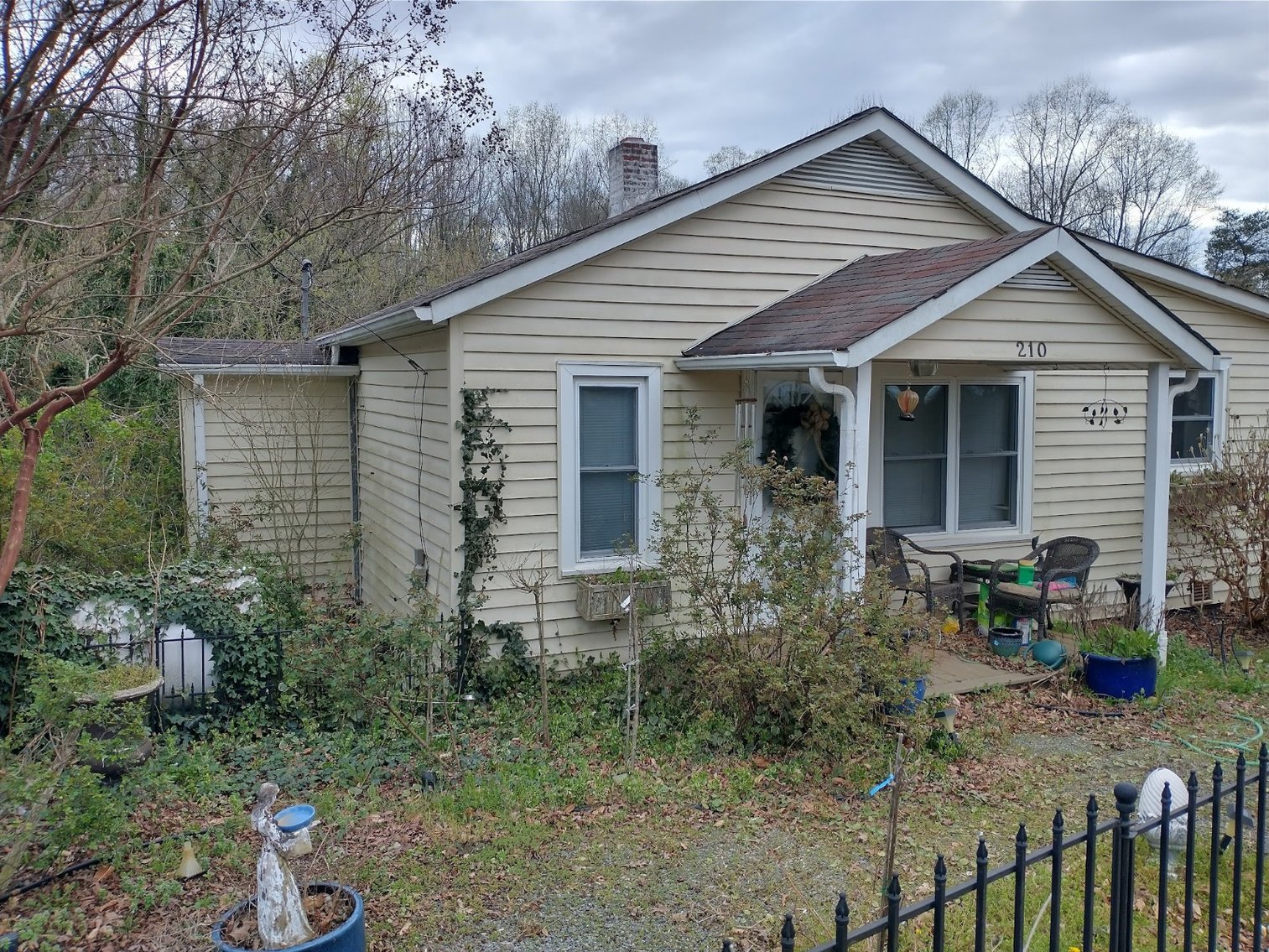 Image for Commissioner's Sale - House/Lot in Jonesville, NC