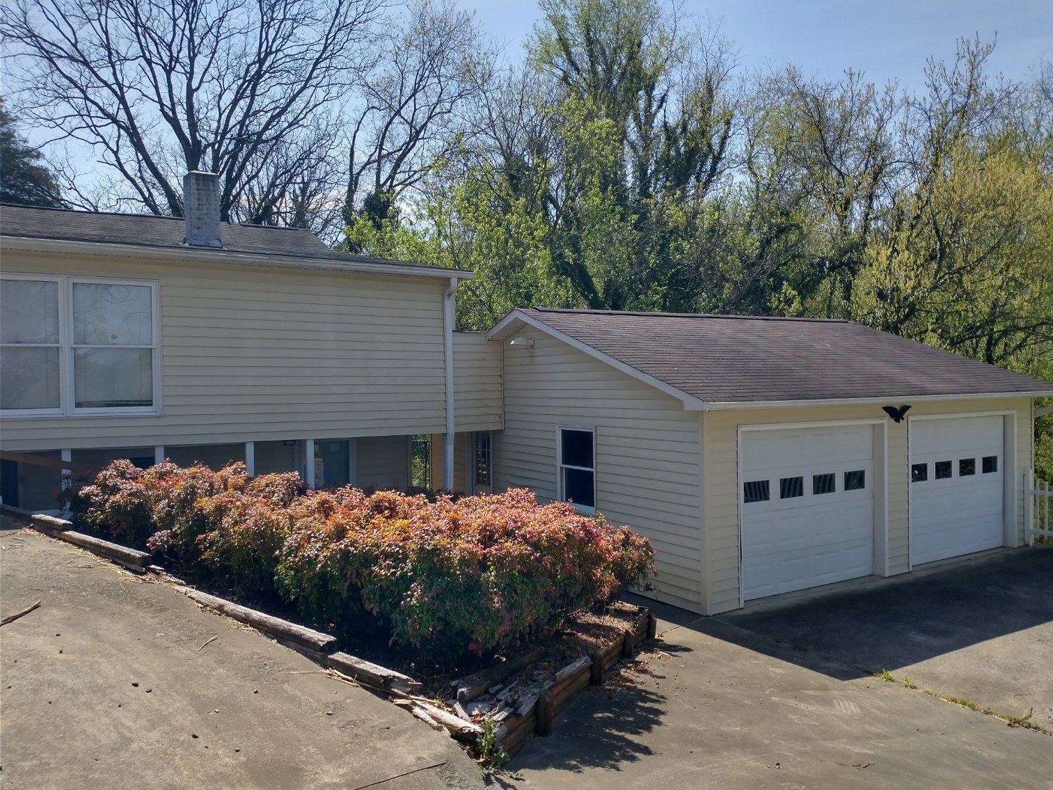 Image for Commissioner's Sale - House/Lot in Jonesville, NC