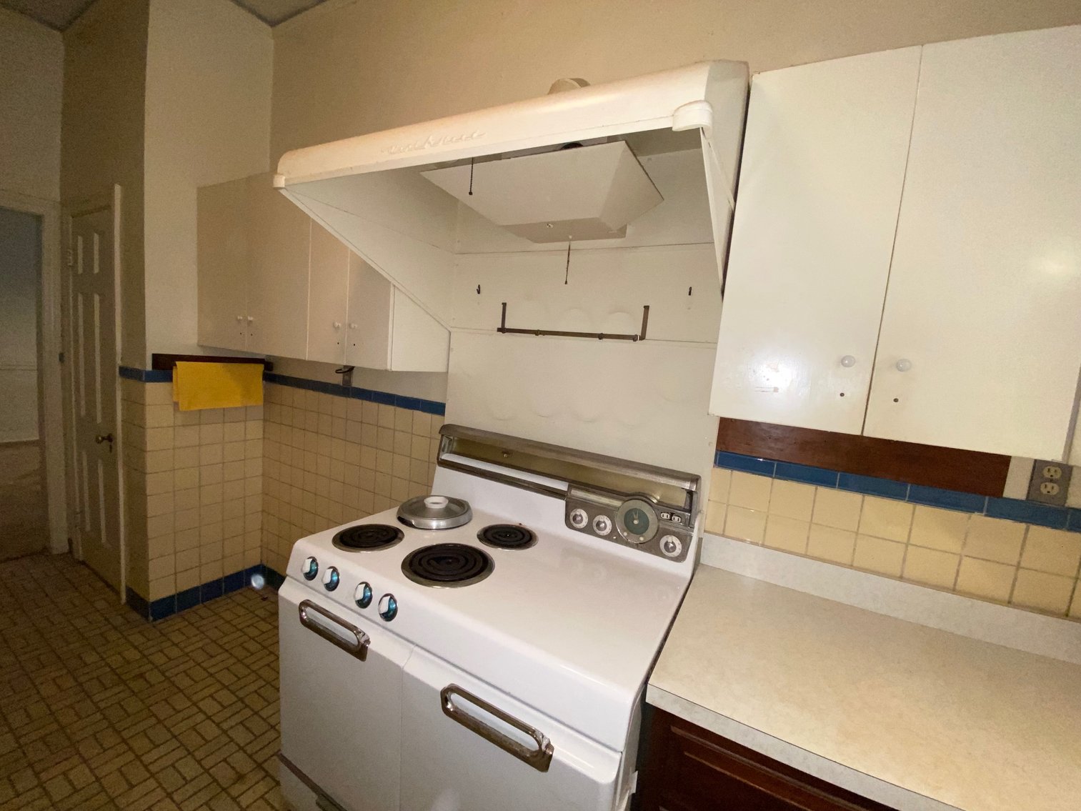 Image for ABSOLUTE LIVING AUCTION 3460 BUCKNER LANE