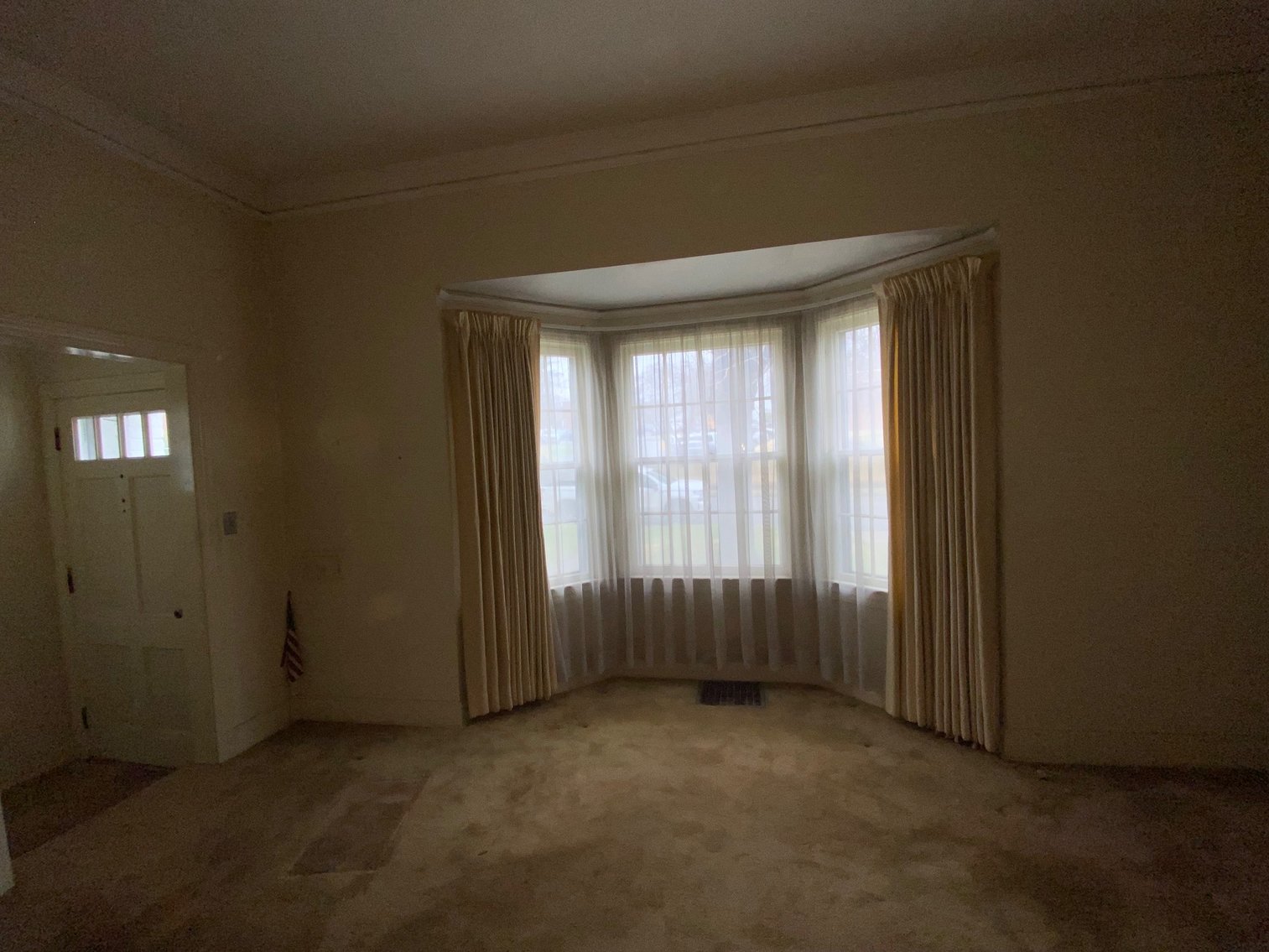 Image for ABSOLUTE LIVING AUCTION 3460 BUCKNER LANE