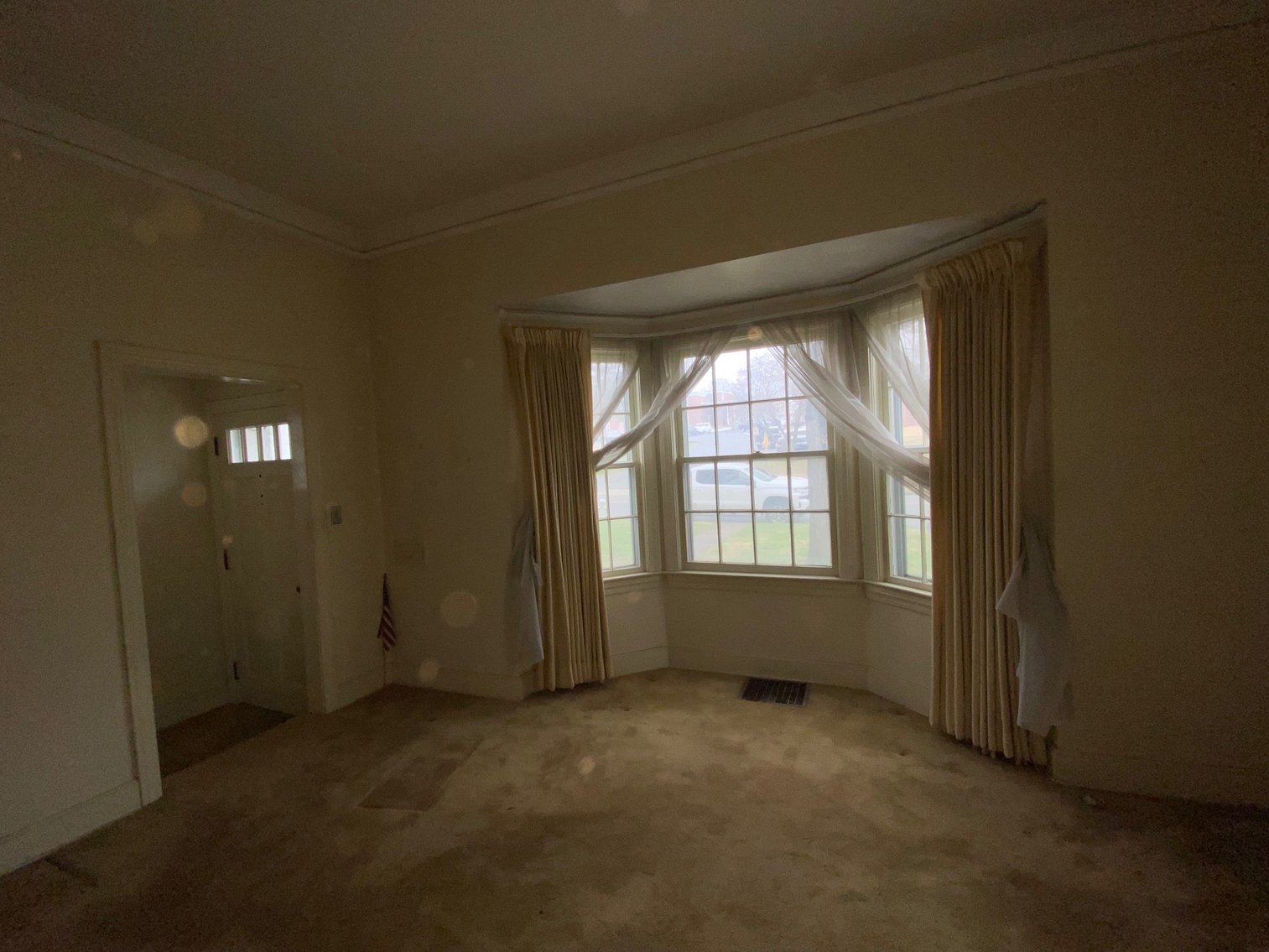 Image for ABSOLUTE LIVING AUCTION 3460 BUCKNER LANE