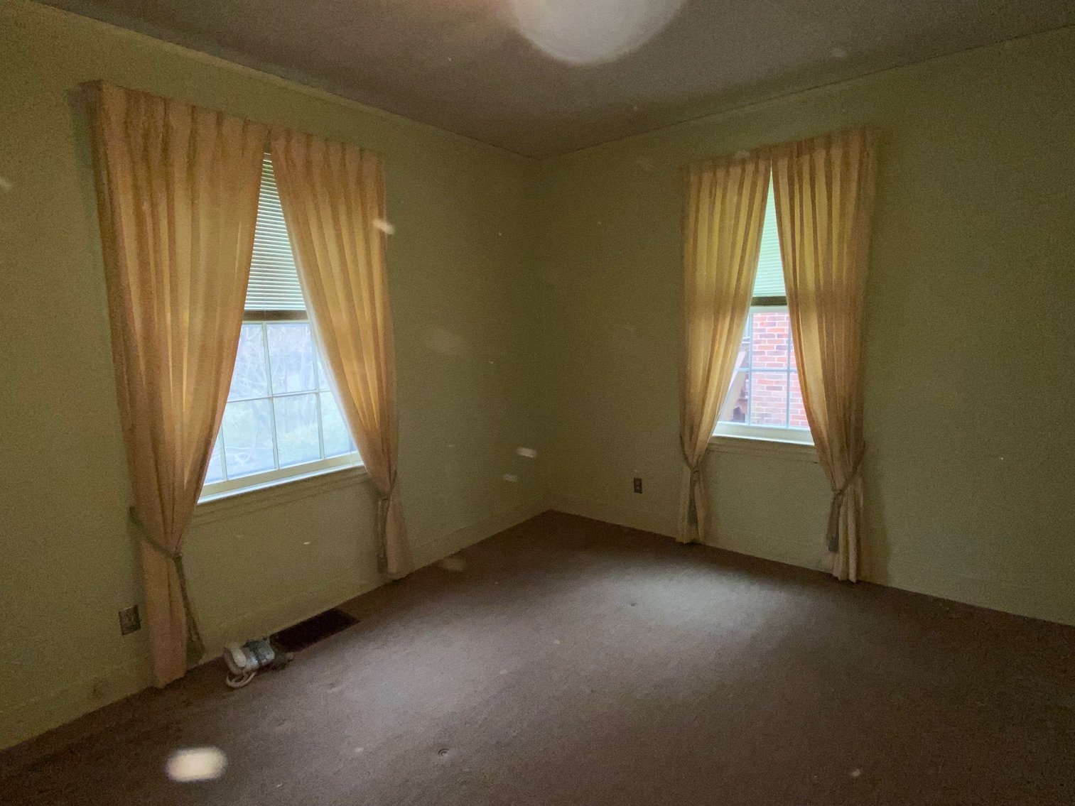 Image for ABSOLUTE LIVING AUCTION 3460 BUCKNER LANE