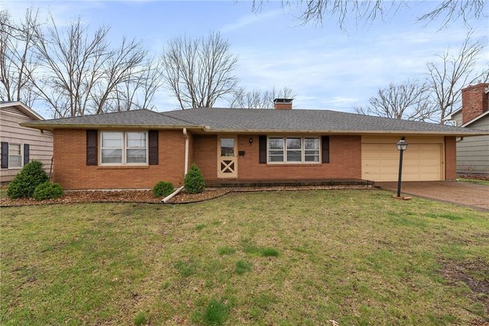 Image for 608 NE Magnolia St. - Lee's Summit, MO