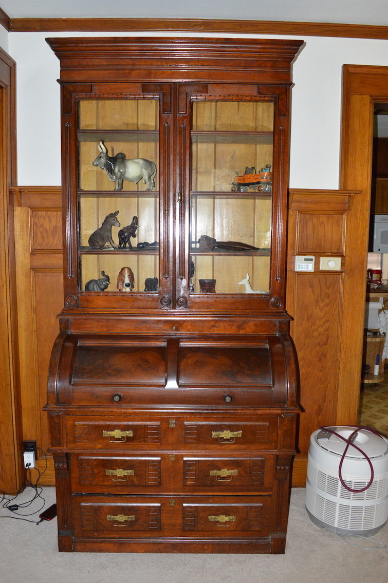 Image for Merrill, WI May 15, 2022 *** Chevrolet 4x4 Truck, JD Lawn Tractor,  Many Antiques, Sporting Goods, Home Contents & More!