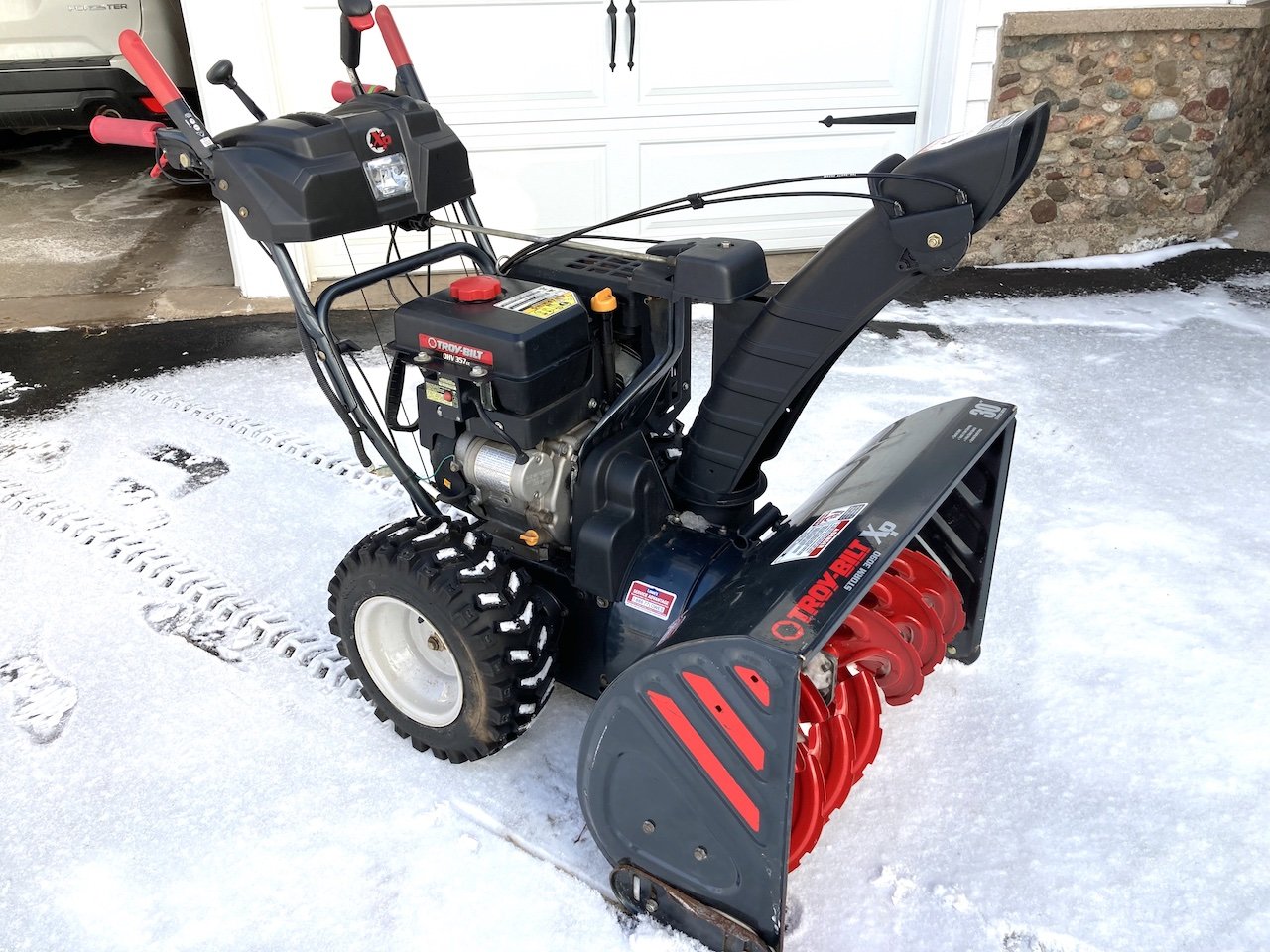 Image for Merrill, WI May 15, 2022 *** Chevrolet 4x4 Truck, JD Lawn Tractor,  Many Antiques, Sporting Goods, Home Contents & More!