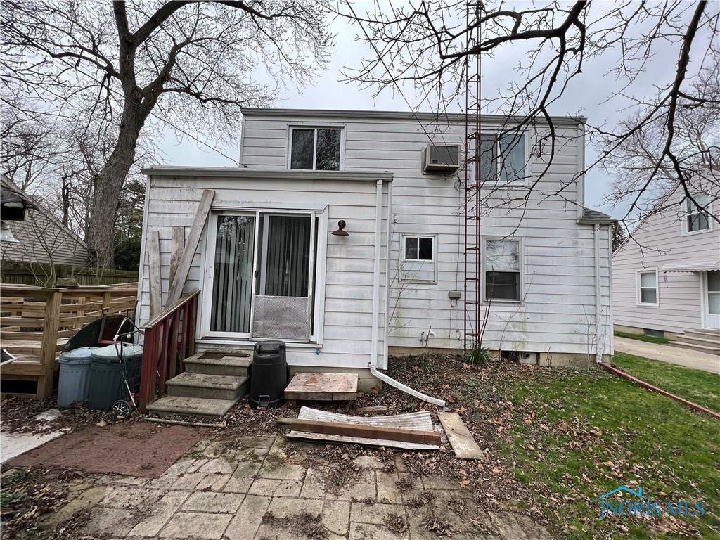 Image for MINIMUM BID AUCTION $49,000! 808 Tappan St.