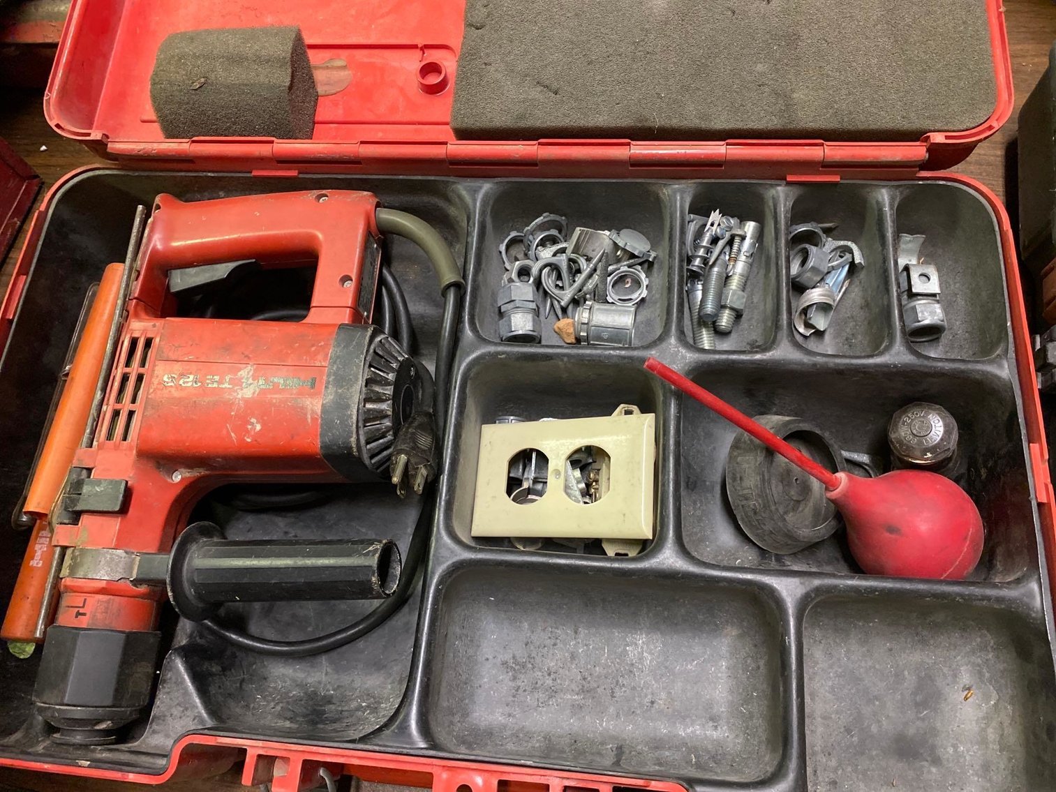 Image for Electrical Contractor Online Liquidation Auction (Memorial Highway)