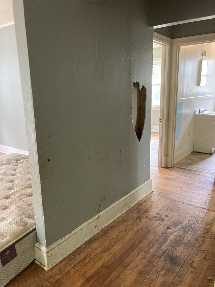 Image for Recently Vacated, 3 Bed/1bth, 1419 Sq. Single Family Home, Close to Downtown Farmville, Va