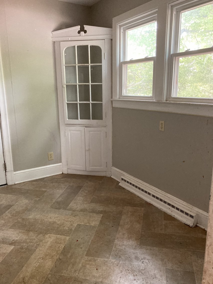 Image for Recently Vacated, 3 Bed/1bth, 1419 Sq. Single Family Home, Close to Downtown Farmville, Va