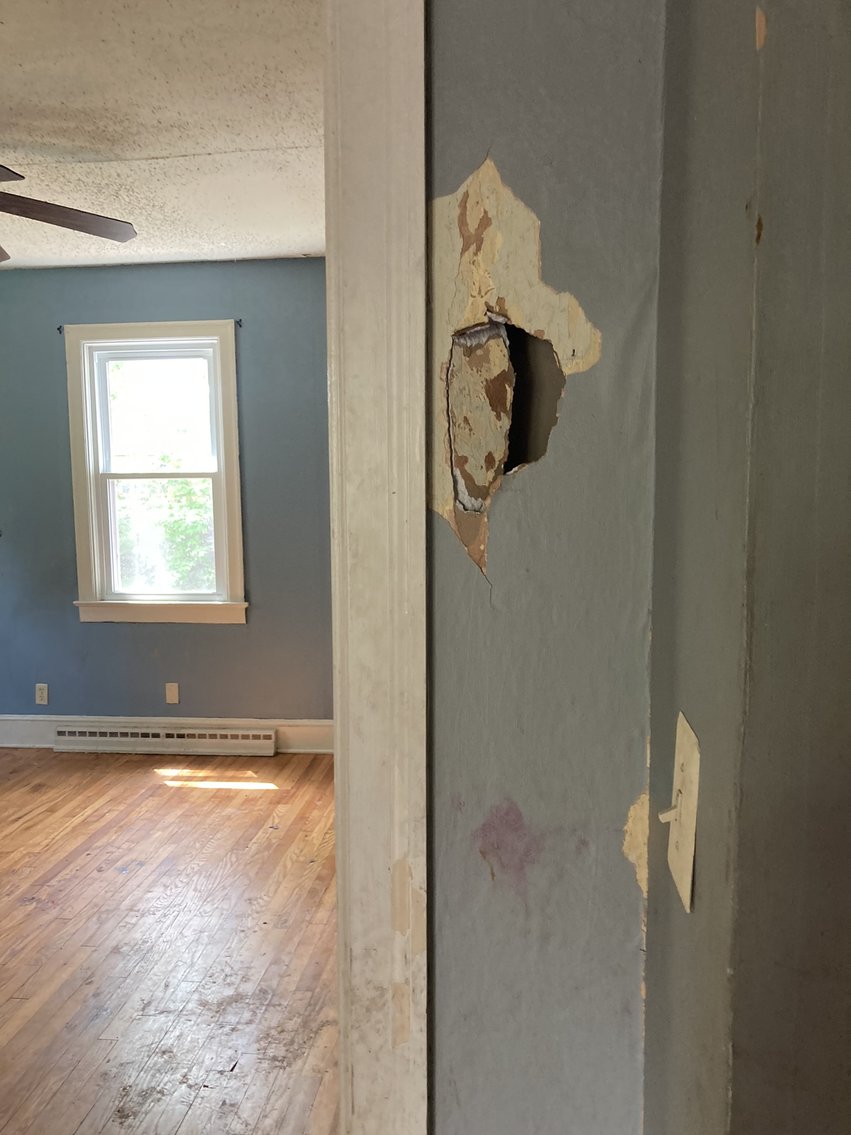 Image for Recently Vacated, 3 Bed/1bth, 1419 Sq. Single Family Home, Close to Downtown Farmville, Va