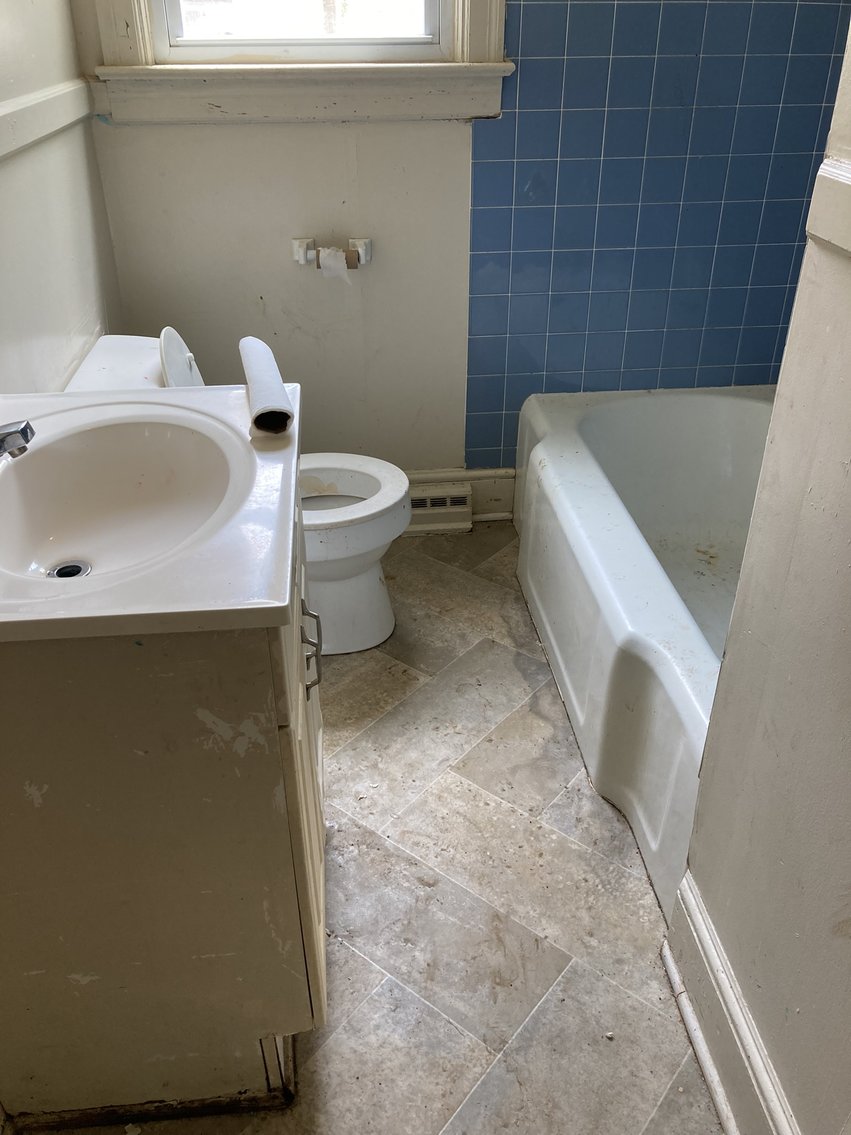 Image for Recently Vacated, 3 Bed/1bth, 1419 Sq. Single Family Home, Close to Downtown Farmville, Va