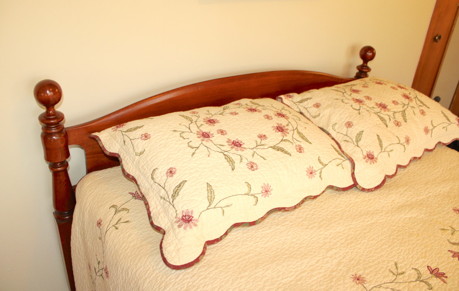 Image for VINTAGE TIME CAPSULE ESTATE AUCTION