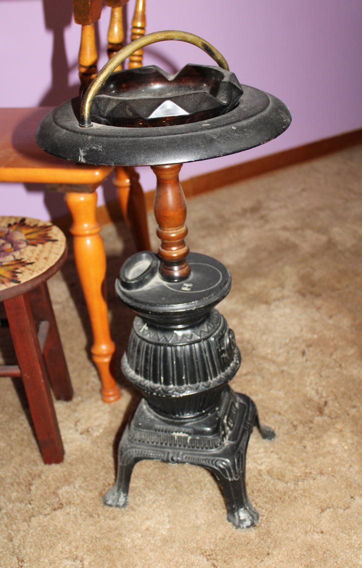 Image for VINTAGE TIME CAPSULE ESTATE AUCTION