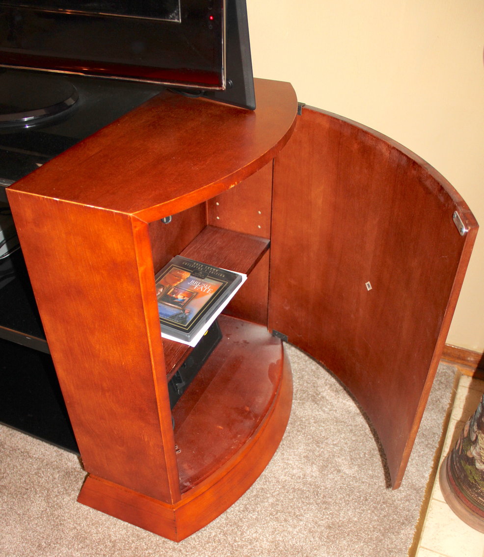 Image for VINTAGE TIME CAPSULE ESTATE AUCTION