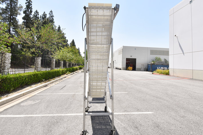 Image for MJK1127 Food Grade Cleated Incline Conveyor 118