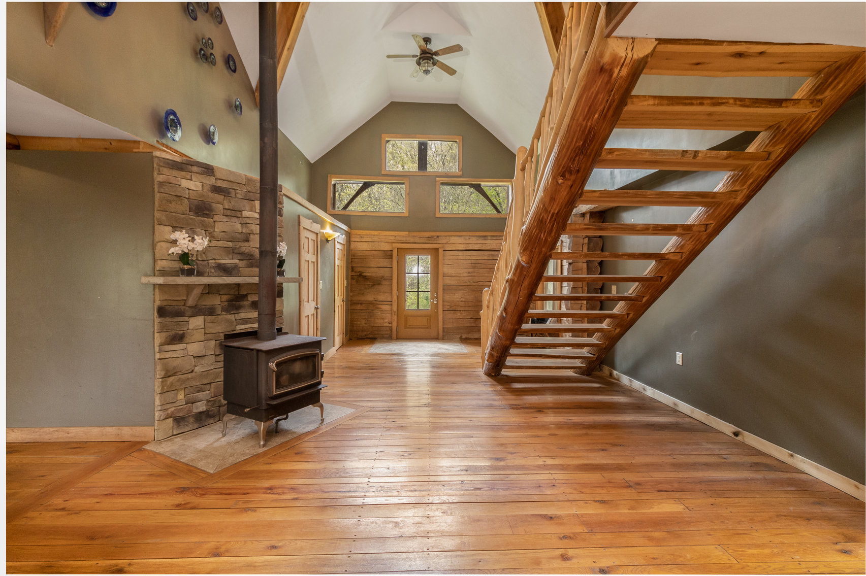 Image for SOLD $522,500 - Rustic Modern Log Home on 185 Acres