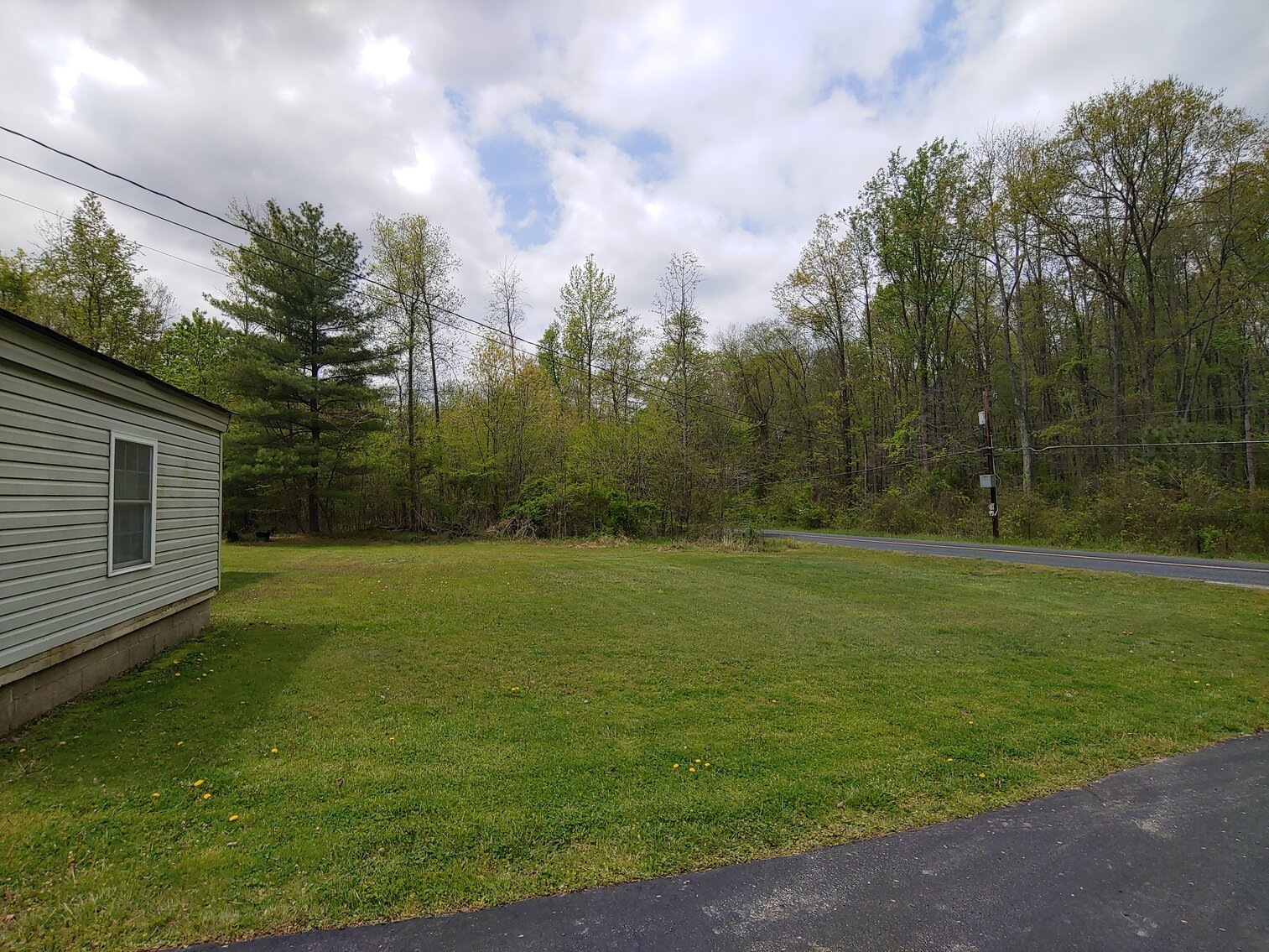 Image for CLEAN 3 BR HOME ON 0.54+/- ACRES 2-STORY, 2-BAY COMMERCIAL GARAGE W/ HEAT