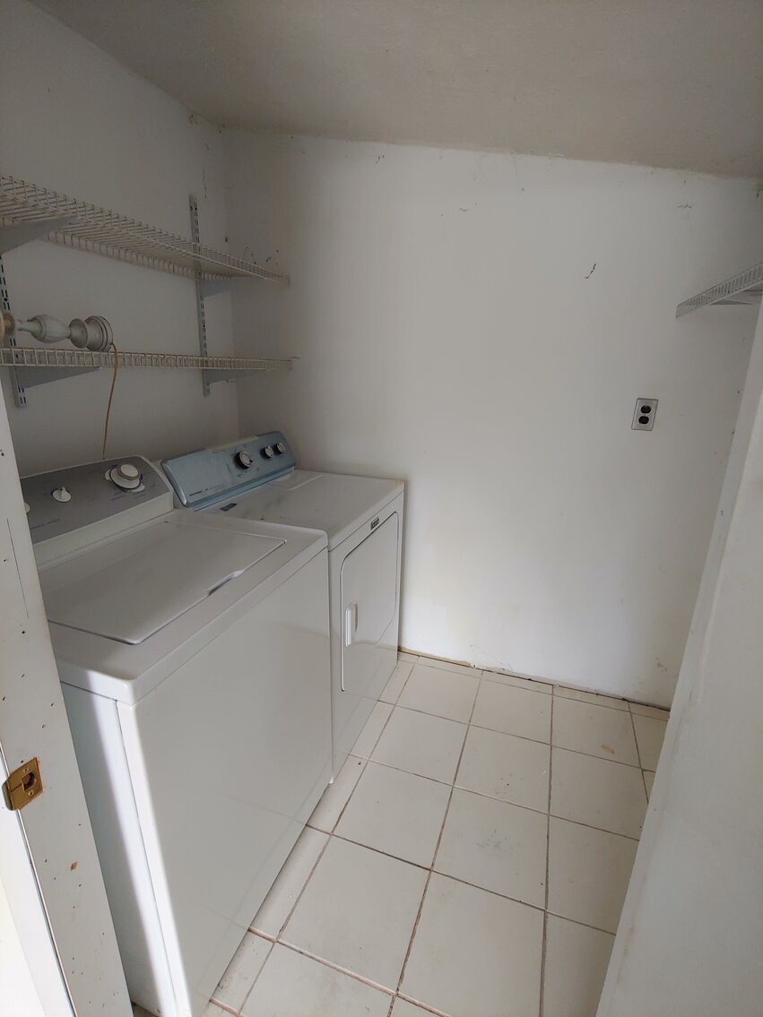 Image for CLEAN 3 BR HOME ON 0.54+/- ACRES 2-STORY, 2-BAY COMMERCIAL GARAGE W/ HEAT