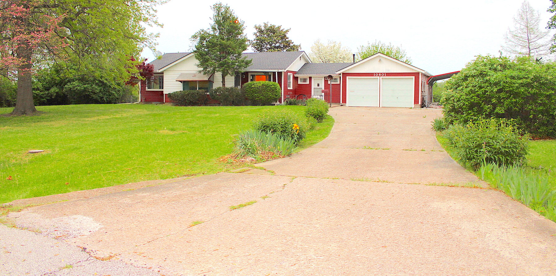 Image for REAL ESTATE & PERSONAL PROPERTY AUCTION