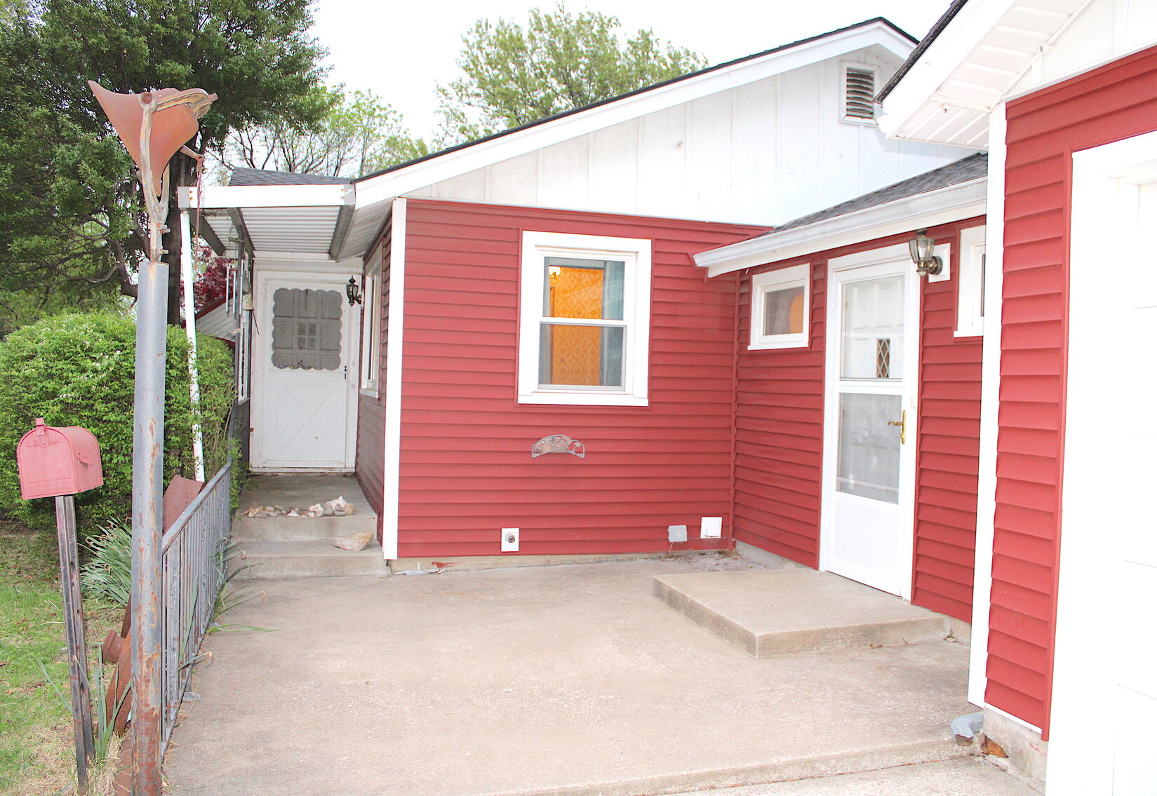 Image for REAL ESTATE & PERSONAL PROPERTY AUCTION