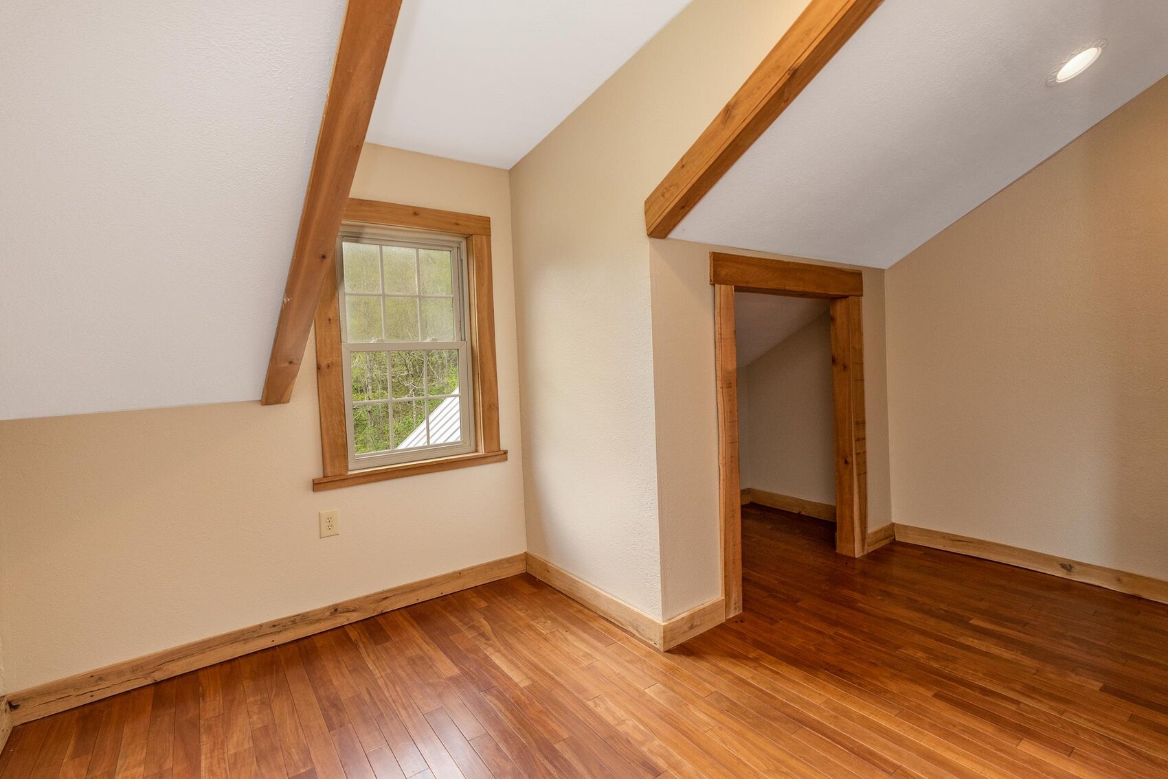 Image for SOLD $522,500 - Rustic Modern Log Home on 185 Acres