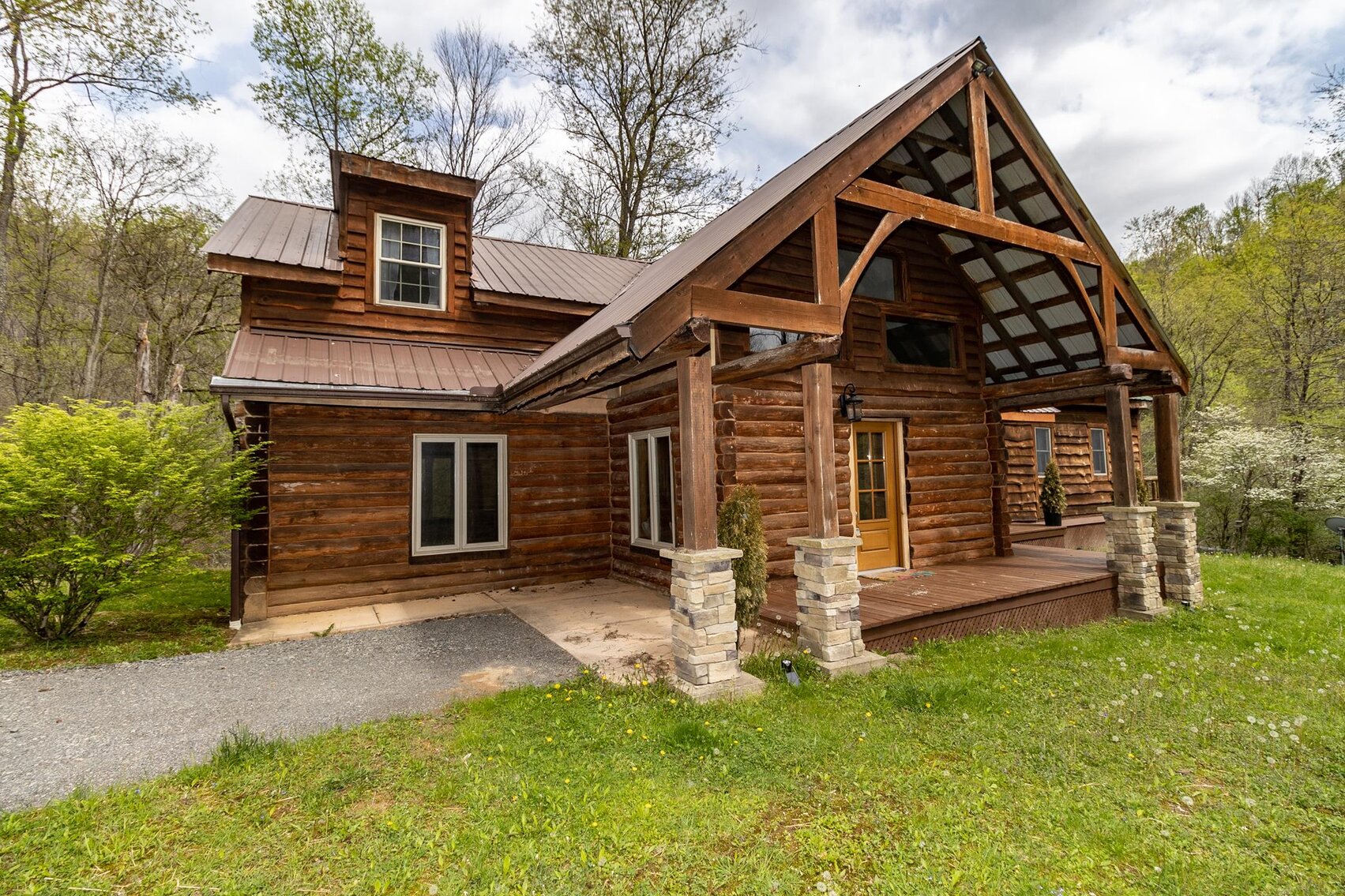Image for SOLD $522,500 - Rustic Modern Log Home on 185 Acres