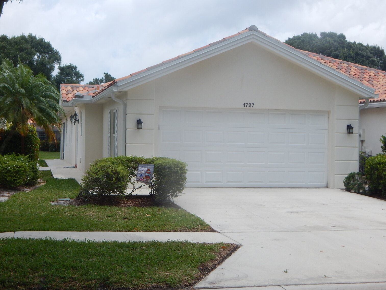 Image for For Sale 2/2/2 Villa in Palm City