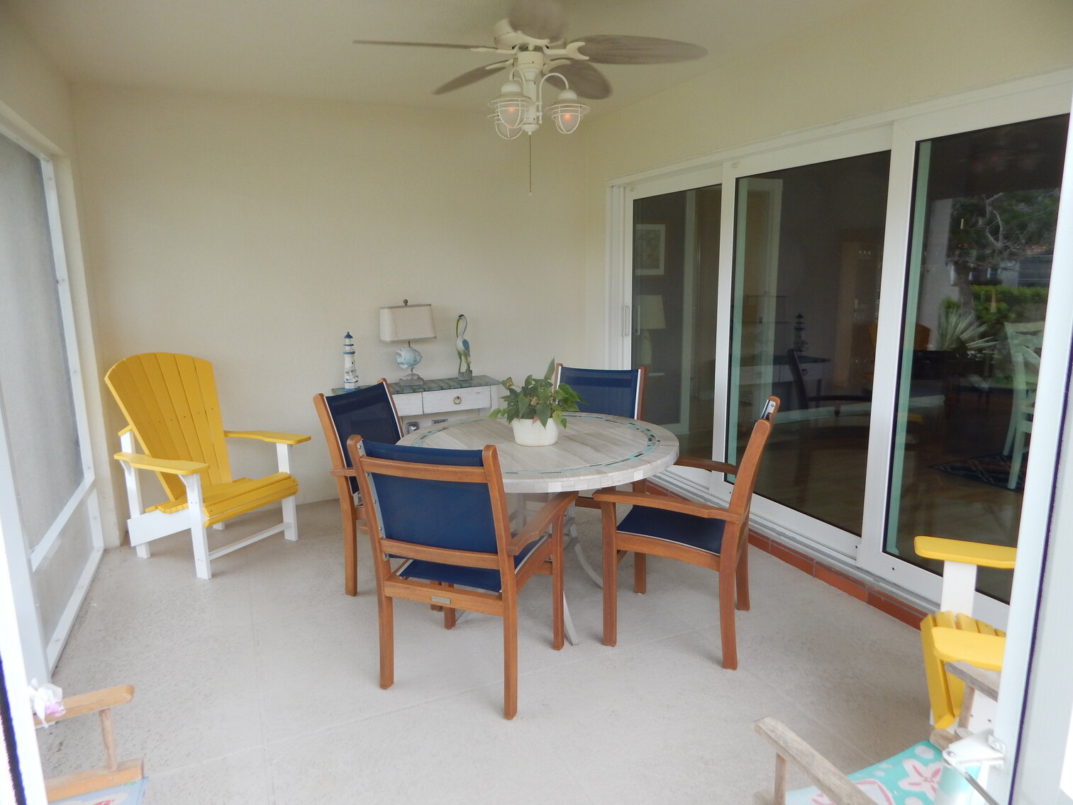 Image for For Sale 2/2/2 Villa in Palm City