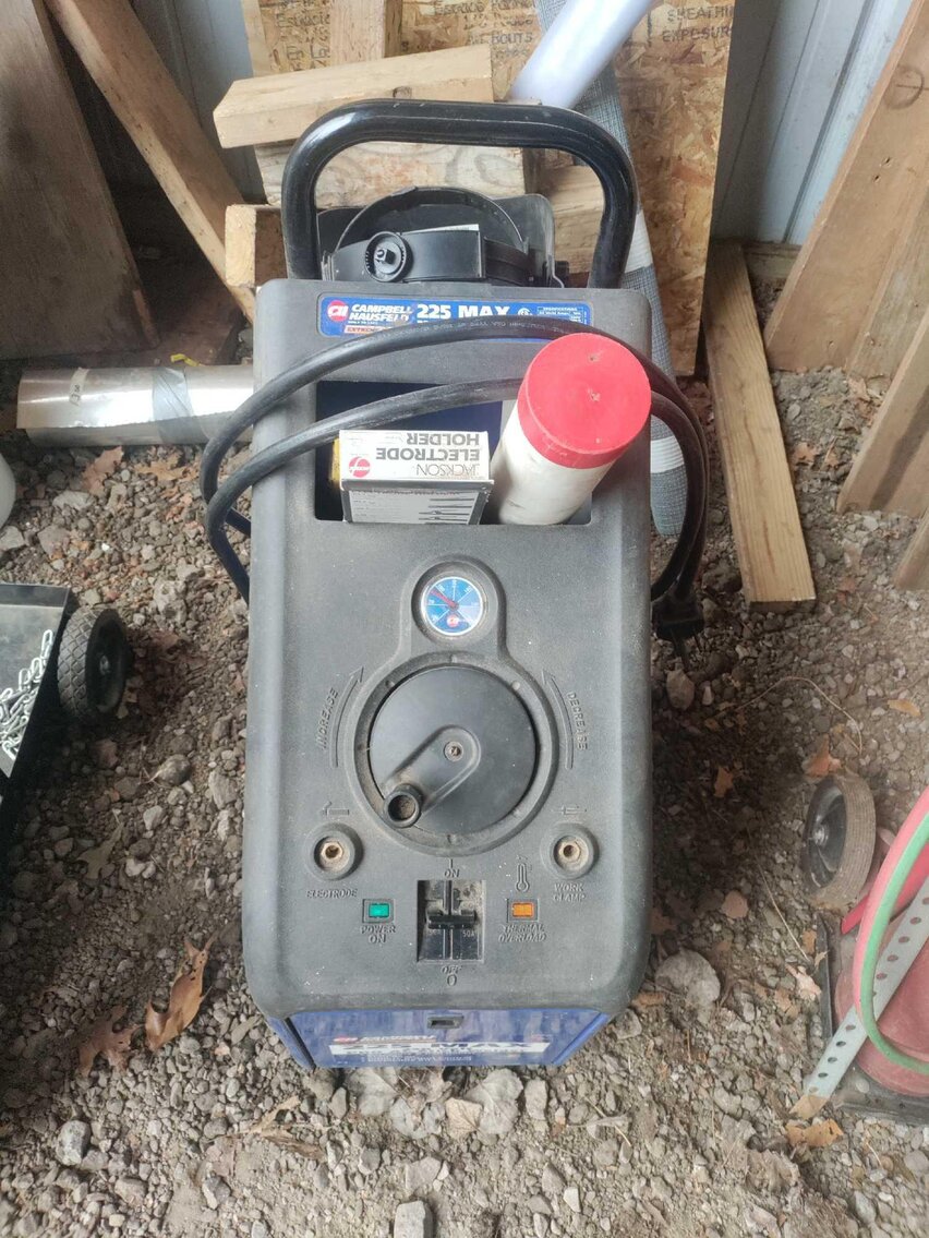 Image for Tools, Furniture, Collectibles, Coins, Vintage Items, Cast Iron, Auto/Boat Parts, Watches - Online Auction (Angola)