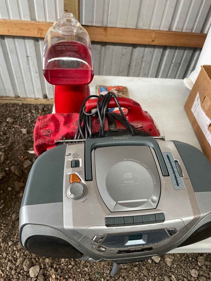 Image for Tools, Furniture, Collectibles, Coins, Vintage Items, Cast Iron, Auto/Boat Parts, Watches - Online Auction (Angola)