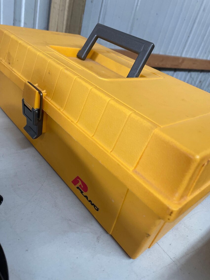 Image for Tools, Furniture, Collectibles, Coins, Vintage Items, Cast Iron, Auto/Boat Parts, Watches - Online Auction (Angola)